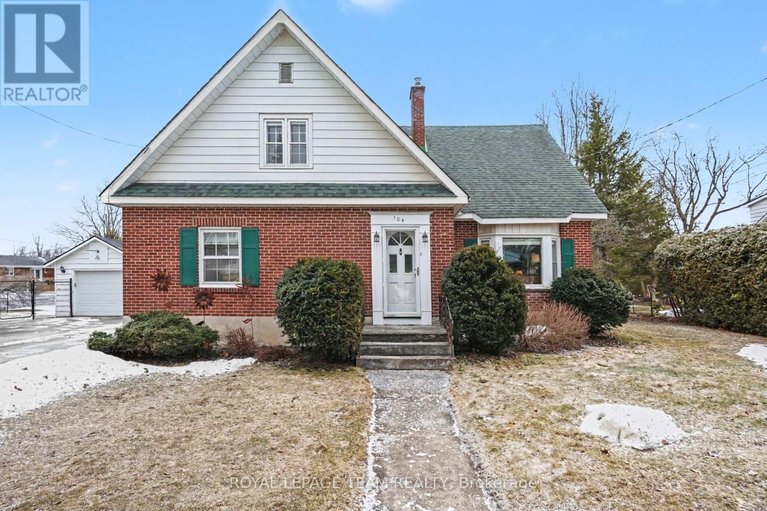 29474751/104-van-buren-street/kemptville/north-grenville/ontario/K0G1J0_2