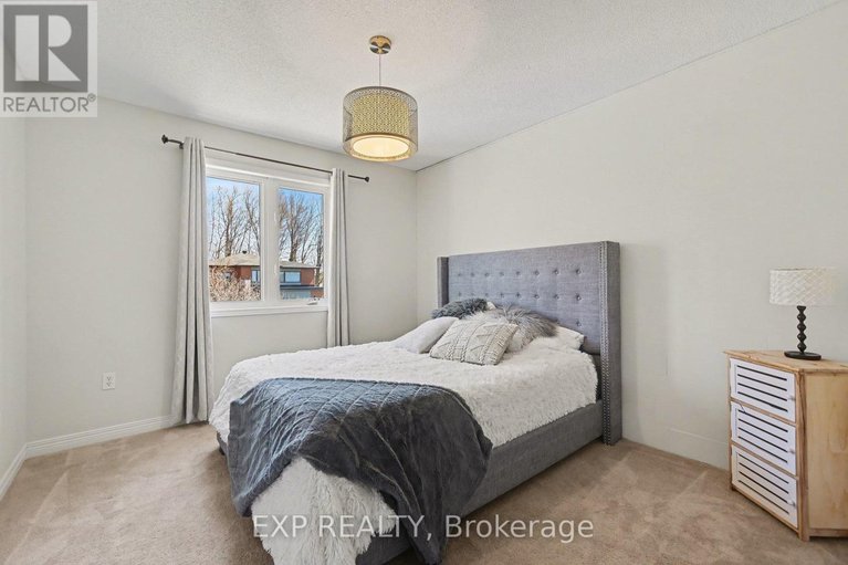 29645045/212-jasper-crescent/town-of-rockland/clarence-rockland/ontario/K4K0A3_20