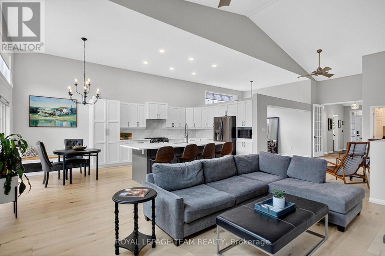 28888061/128-chenoa-way/stonebridge/ottawa/ontario/K2J0M2_9
