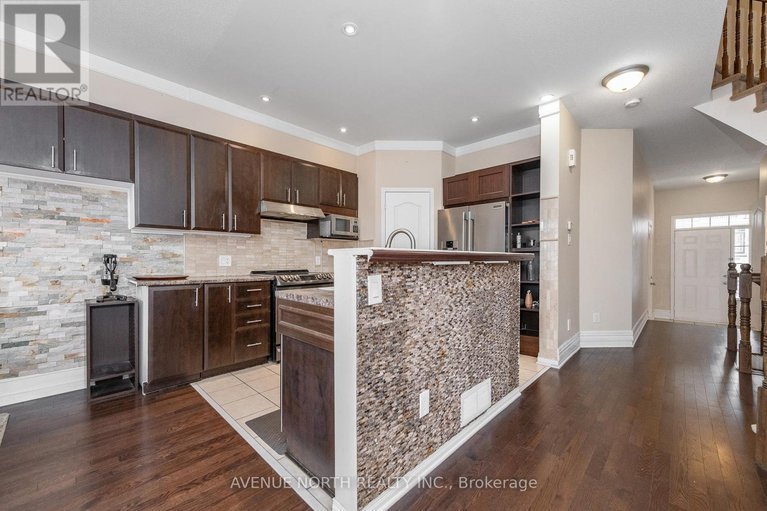 29105316/361-royal-fern-way/riverside-southgloucester-glen/ottawa/ontario/K1V2K6_21