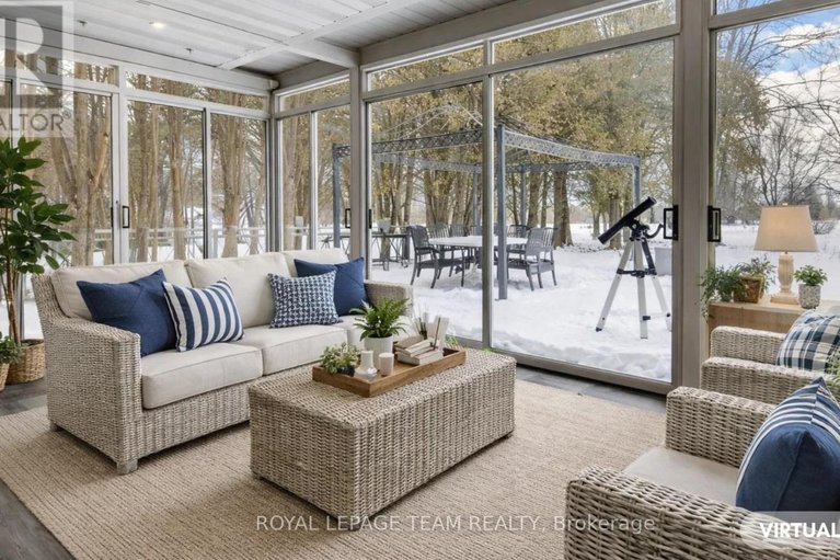 29467727/6636-marina-drive/manotick-south-to-roger-stevens/ottawa/ontario/K4M1B3_42