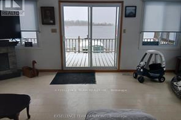 29605196/6803-st-louis-point-road-s/south-glengarry-charlottenburgh-twp/south-glengarry/ontario/K0C2E0_21