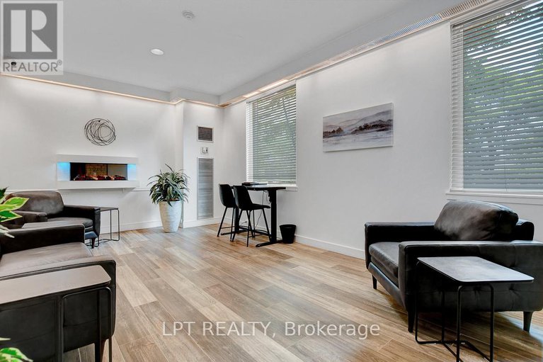 28941278/807-1100-ambleside-drive/woodroffe/ottawa/ontario/K2B8G6_5