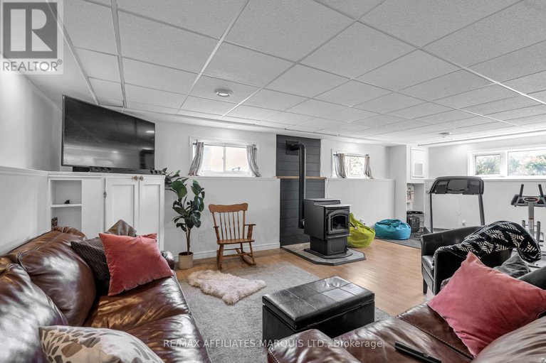 28797295/4239-county-rd-11-road/south-stormont-osnabruck-twp/south-stormont/ontario/K7R3L2_26