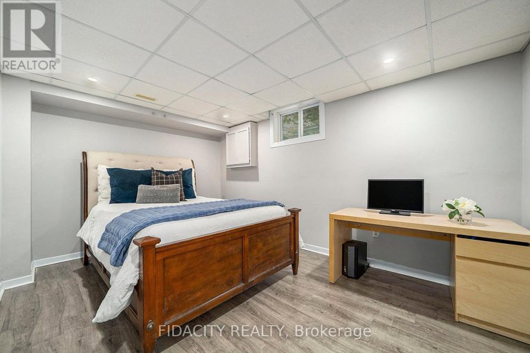 28817901/13-vesta-street/cedargrovefraserdale/ottawa/ontario/K2J3Y8_26