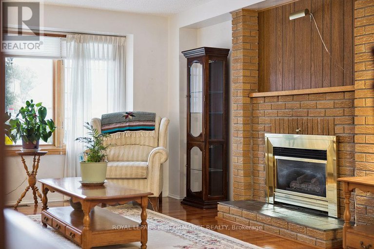 29103097/2314-cotters-crescent/windsor-park-village/ottawa/ontario/K1V8Y6_7