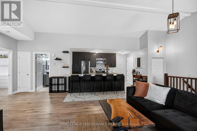 29300835/c-100-artesa-private/emerald-meadowstrailwest/ottawa/ontario/K2S0J8_9