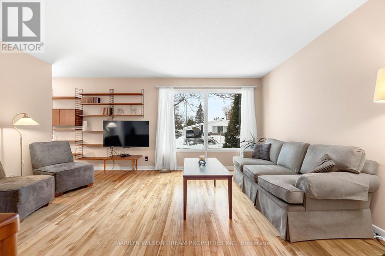 29605815/2422-magnus-avenue/hawthorne-meadows/ottawa/ontario/K1G1J8_6