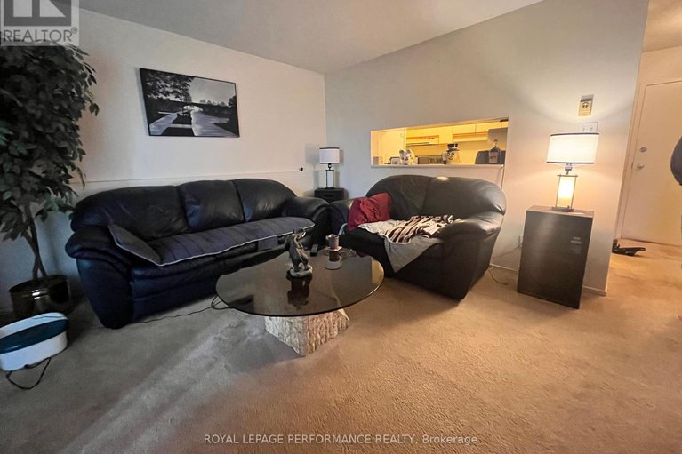 28669177/109-212-viewmount-drive/borden-farmstewart-farmcarleton-heightsparkwood-hills/ottawa/ontario/K2E7X2_4