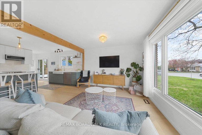 29678419/19-spring-garden-avenue/meadowlandscrestview/ottawa/ontario/K2G3B1_9