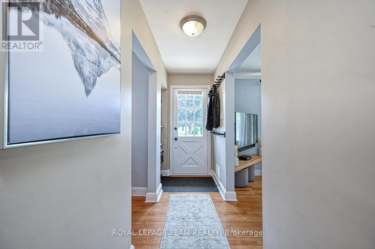 28754447/23-norice-street/meadowlandscrestview/ottawa/ontario/K2G2X3_5