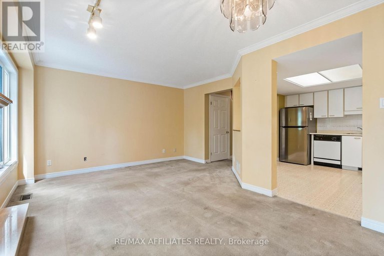 28813430/35-locheland-crescent/barrhaven-east/ottawa/ontario/K2G6H2_7