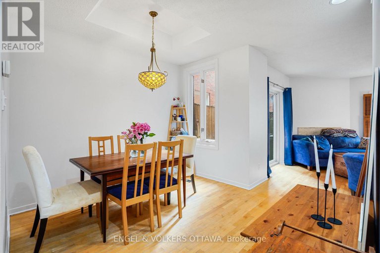 29159211/293-somerset-street-e/sandy-hill/ottawa/ontario/K1N6V9_7