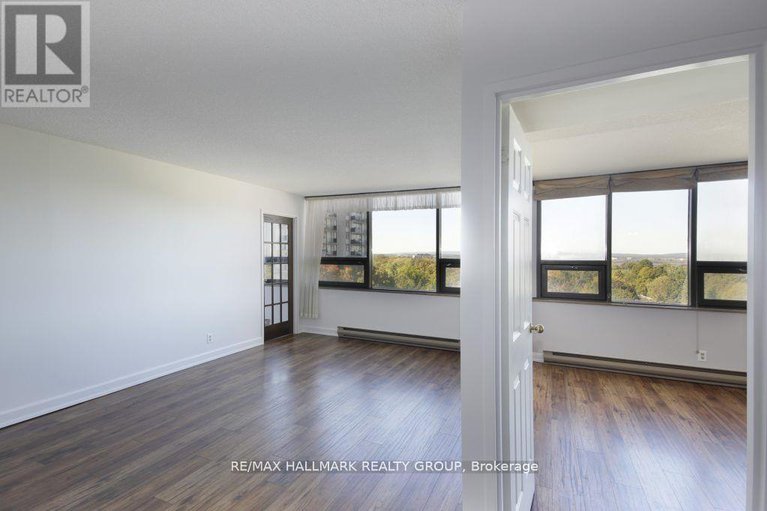 28567258/605-2019-carling-avenue/carlingwood/ottawa/ontario/K2A4A2_14