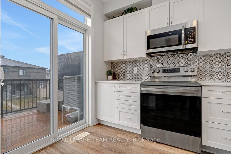 29611394/520-aglish-mews/half-moon-bay/ottawa/ontario/K2J6Y2_17