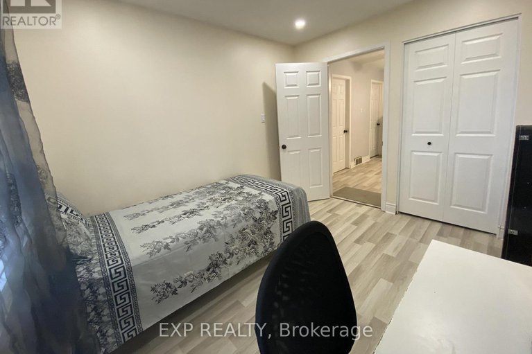 29135222/415-kintyre-private/carleton-square/ottawa/ontario/K2C3M9_31