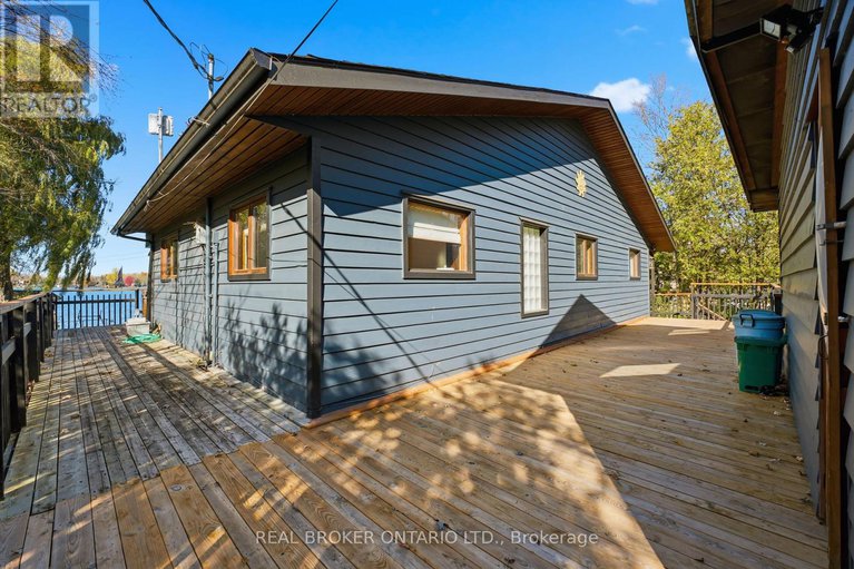 29049666/1303-hilly-lane/north-grenville-twp-kemptville-east/north-grenville/ontario/K0G1J0_11