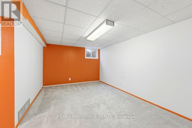 29640034/47-2210-loyola-avenue/beaconwood/ottawa/ontario/K1J8H5_28