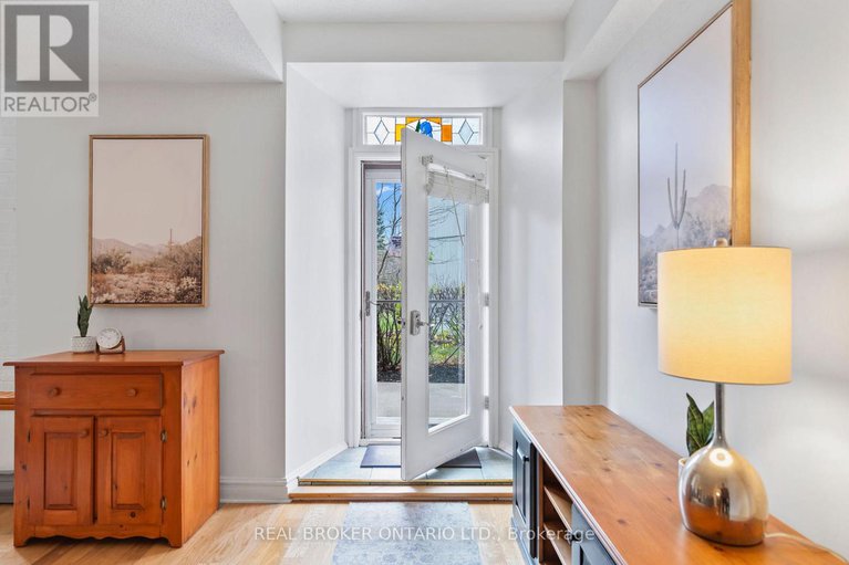 29093945/6-1-rosamond-street-e/almonte/mississippi-mills/ontario/K0A1A0_3