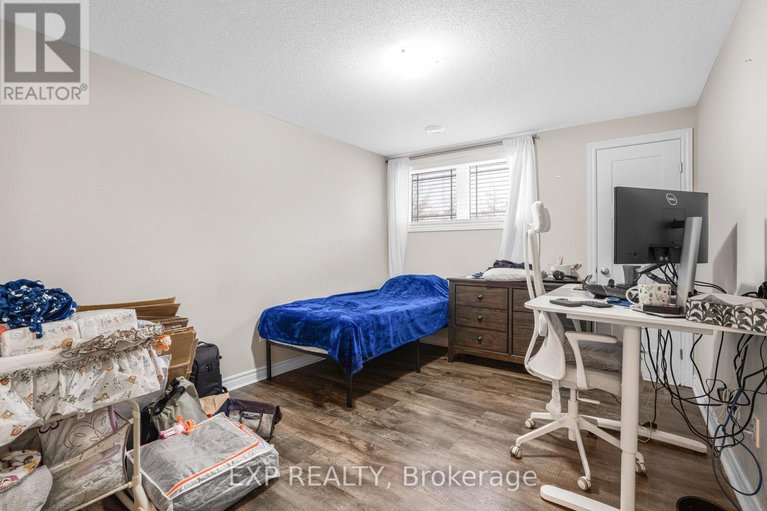 28164040/18-176-den-haag-drive/carson-meadows/ottawa/ontario/K1K2V7_22