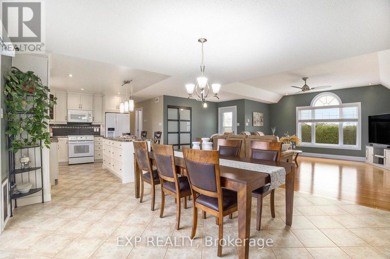 28990239/2003-farisita-drive/vars-village/ottawa/ontario/K0A3H0_10