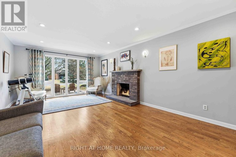 29633174/45-banting-way/beaverbrook/ottawa/ontario/K2K1P7_15