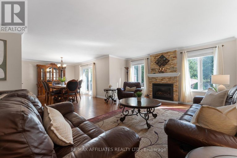28985818/14-panandrick-view-drive/rural-kanata-central/ottawa/ontario/K2W1A5_7