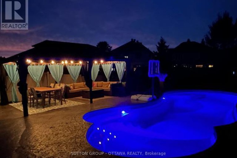 28740856/329-west-ridge-drive/stittsville-south/ottawa/ontario/K2S2G7_46