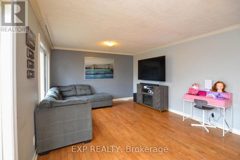 29617820/965-belvedere-avenue/town-of-rockland/clarence-rockland/ontario/K4K1H3_4