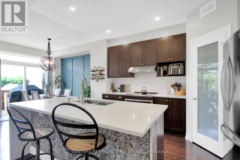 28555720/251-mojave-crescent/stittsville-north/ottawa/ontario/K2S0H6_19