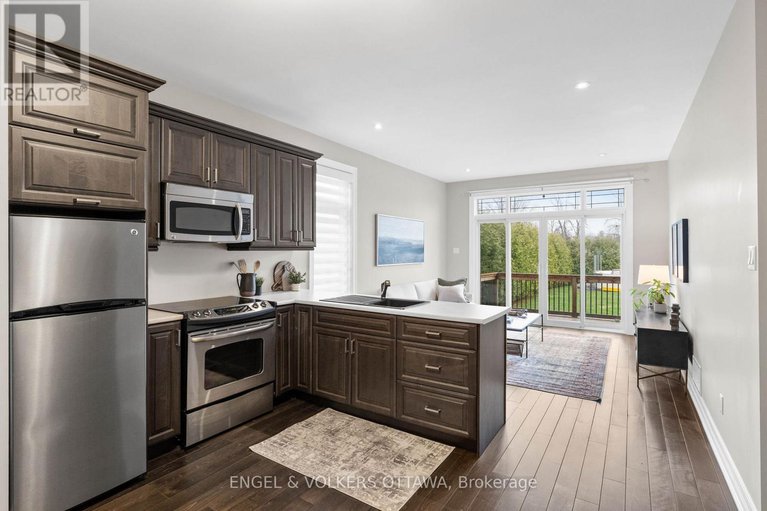 28267888/450-lockmaster-crescent/manotick-village-manotick-estates/ottawa/ontario/K4M1L9_22