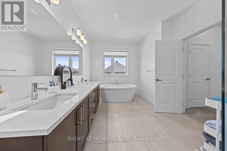 29085359/2020-acoustic-way/riverside-southgloucester-glen/ottawa/ontario/K4M0L7_13