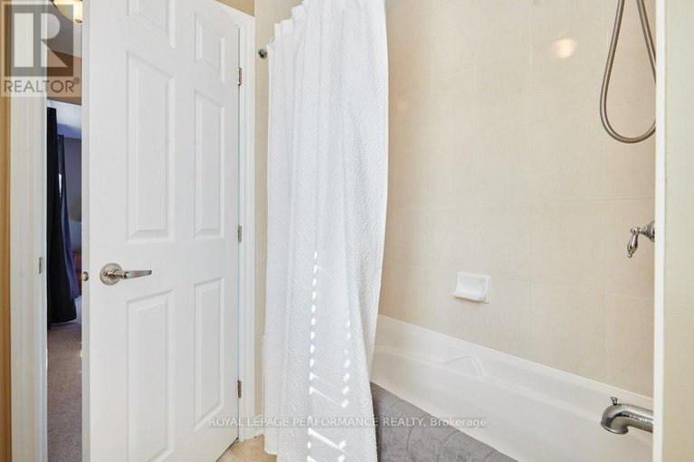 28983918/229-mistral-way/stittsville-north/ottawa/ontario/K2S0G7_30