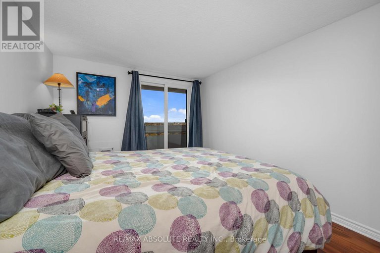 29030297/2406-1081-ambleside-drive/woodroffe/ottawa/ontario/K2B8C8_21