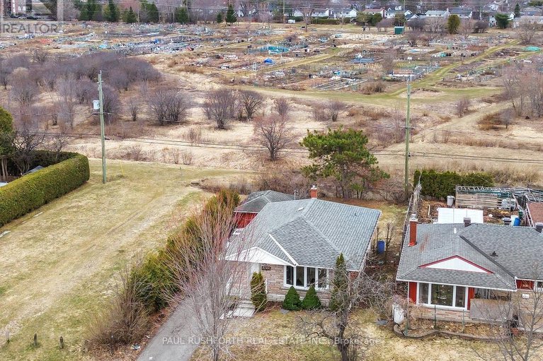 29601224/2140-haig-drive/elmvale-acres/ottawa/ontario/K1G2L2_3