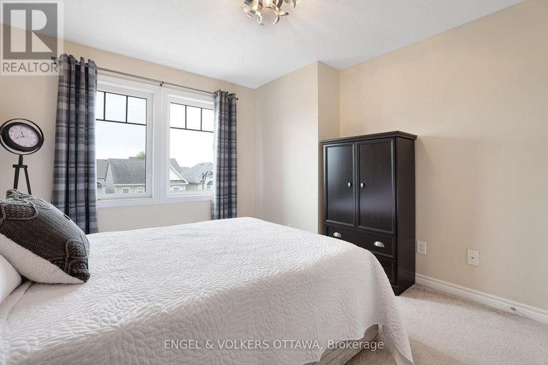 28759795/2421-nutgrove-avenue/half-moon-bay/ottawa/ontario/K2J0X4_25