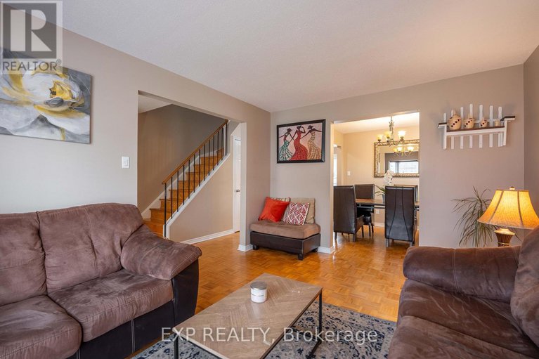 28250055/15-1979-greenvale-lane/chateauneuf/ottawa/ontario/K1C6E4_6
