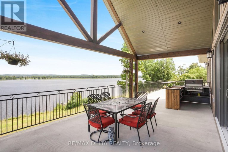 29456390/3815-old-highway-17-road/clarencerockland-twp/clarence-rockland/ontario/K4K1W2_45