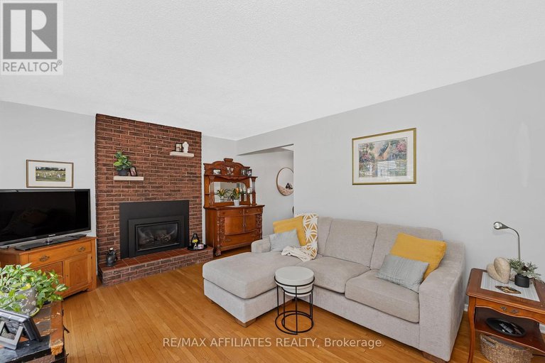 28804573/11-tripp-crescent/pheasant-run/ottawa/ontario/K2J1C5_4