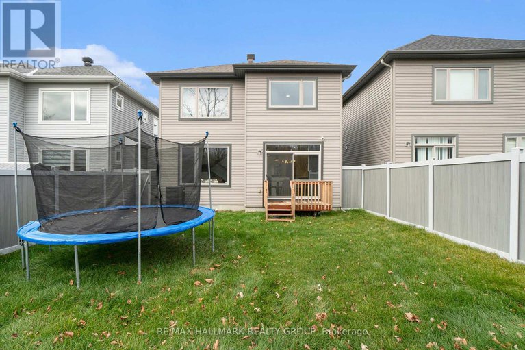 29088429/523-paakanaak-avenue/blossom-parkkemp-parkfindlay-creek/ottawa/ontario/K1X0H2_32