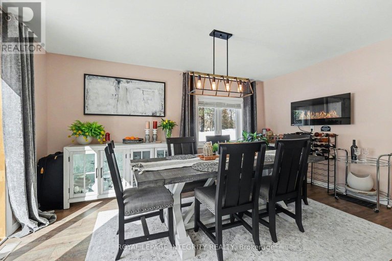 29602831/191-macmillan-lane/constance-bay/ottawa/ontario/K0A3M0_12