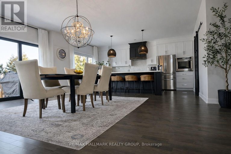 29568422/104-duncanville-street/village-of-russell/russell/ontario/K4R0G3_17