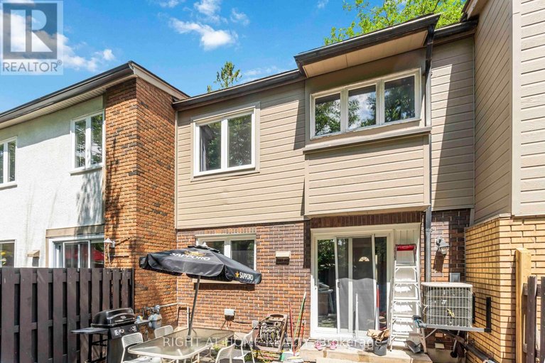 29456143/3-21-midland-crescent/arlington-woods/ottawa/ontario/K2H8P6_26