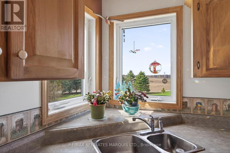 29638282/18604-mcgillivray-road/south-glengarry-charlottenburgh-twp/south-glengarry/ontario/K0C1S0_18