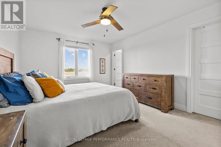 29194070/279-belfort-street/embrun/russell/ontario/K0A1W0_21