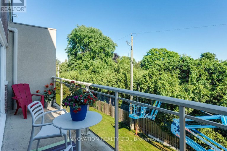 28704637/224-12-corkstown-road/lakeview-park/ottawa/ontario/K2H5B3_15