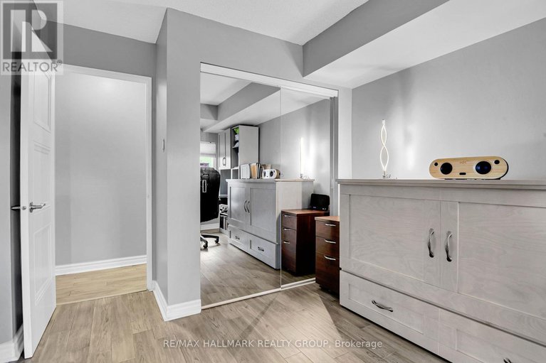28500317/503-545-st-laurent-boulevard/viscount-alexander-park/ottawa/ontario/K1K4H9_28
