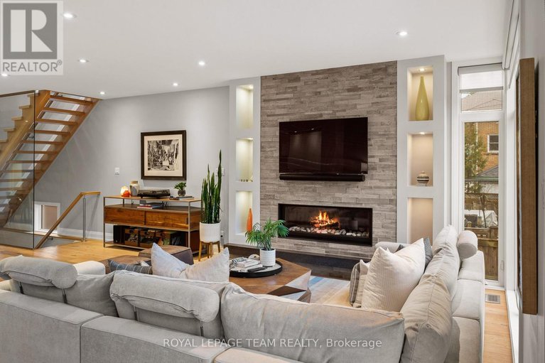 29621078/2173-workman-avenue/westboro-west/ottawa/ontario/K2A0A7_18