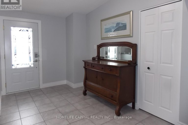 29204242/2515-gravelle-crescent/blackburn-hamlet/ottawa/ontario/K1B3A4_3