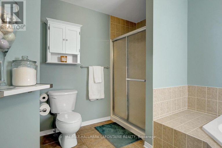 29357706/1721-jersey-street/fallingbrookgardenway-south/ottawa/ontario/K4A4Y6_24